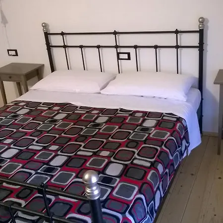 Smart Verona Nord Vendégház Sona